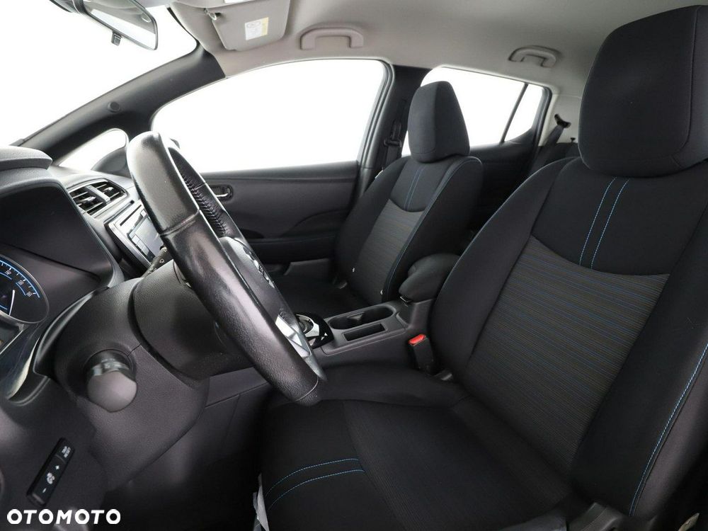 Nissan Leaf 40kWh Acenta - 13
