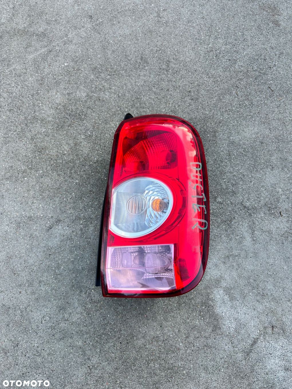 Lampa Prawy Tył Prawa Tylna Dacia Duster I 265509517R Demontaż - 1