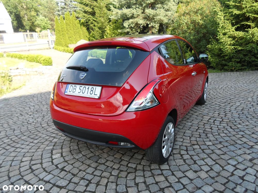 Lancia Ypsilon Y 0.9 TwinAir Turbo 8V Platinum - 9