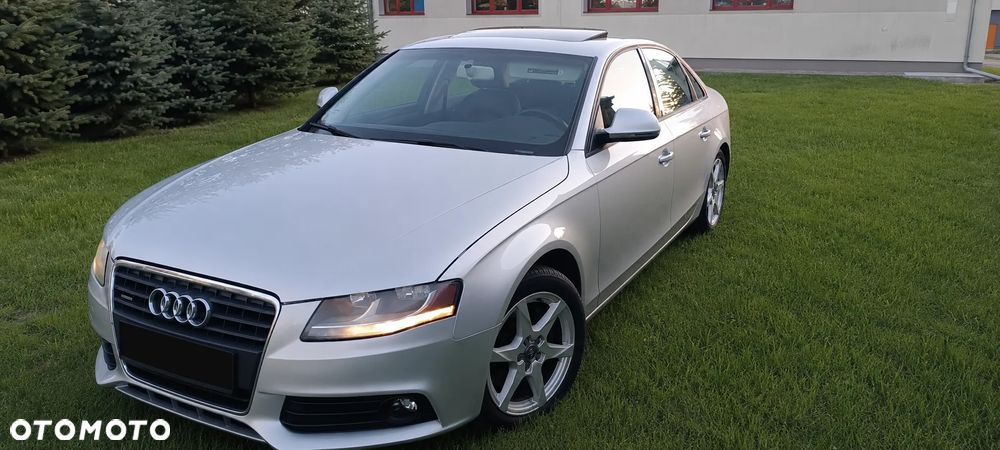 Audi A4 Limousine - 1