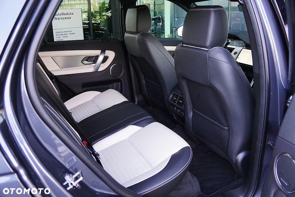 Land Rover Discovery Sport - 23