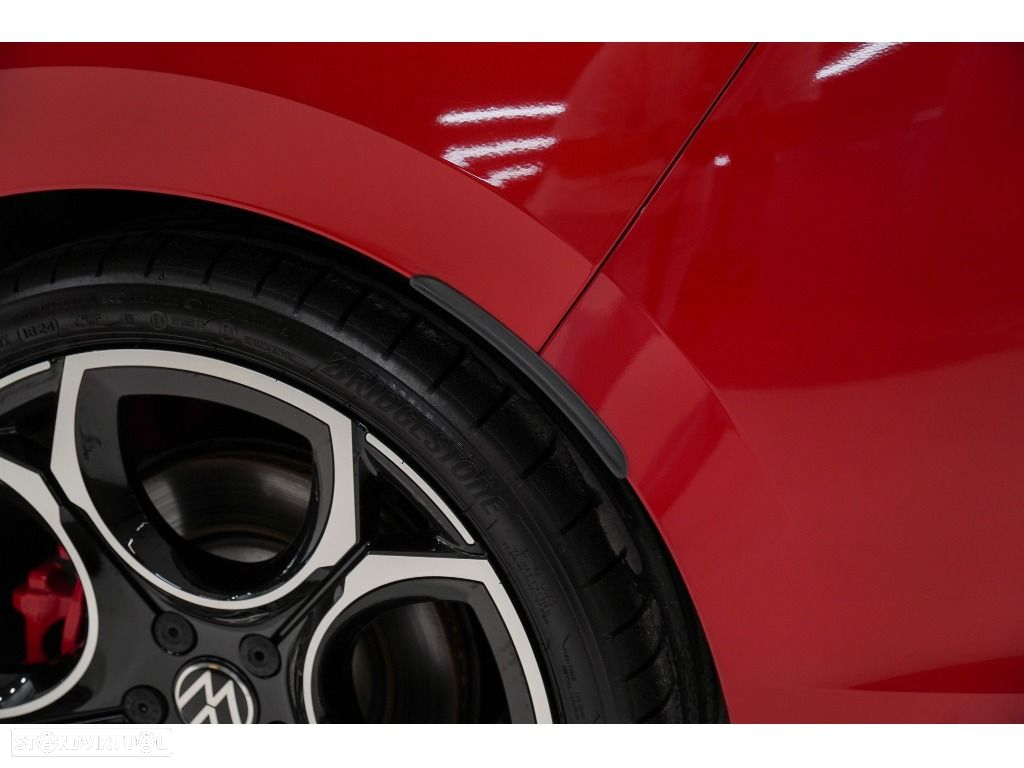 VW Golf 2.0 TSI GTI DSG - 13