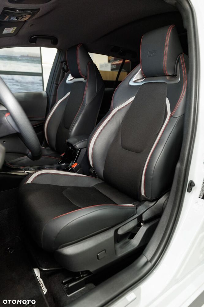 Toyota Corolla 1.8 Hybrid GR Sport Dynamic - 7