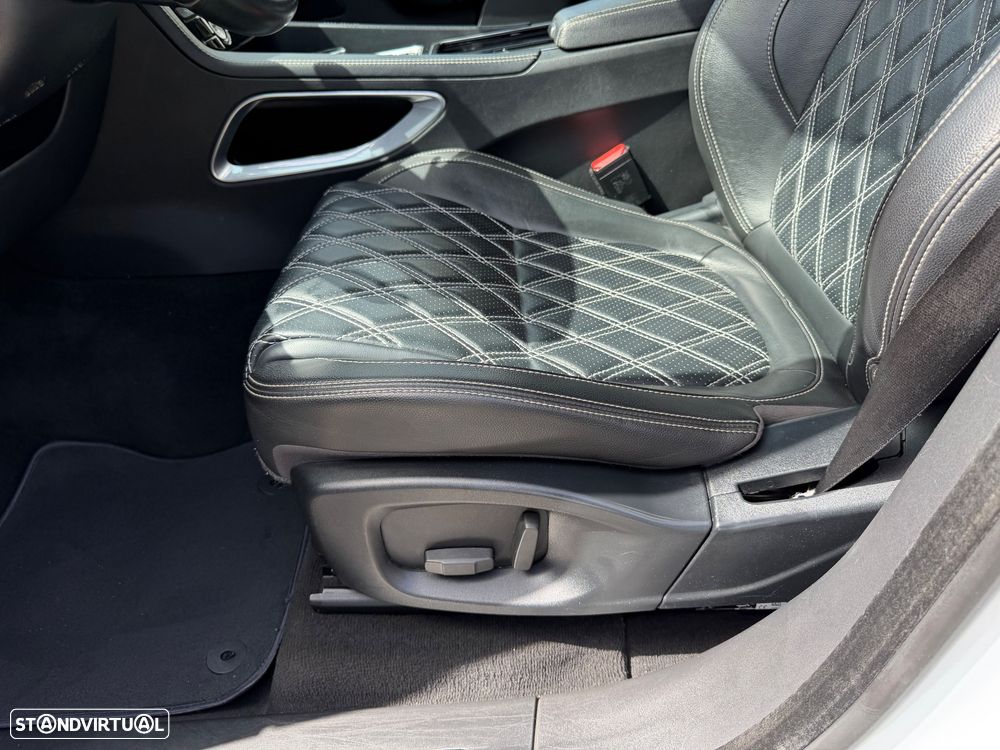Jaguar F-Pace 20d Aut. R-Sport - 42