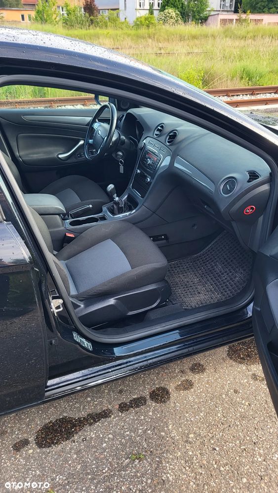Ford Mondeo 2.0 TDCi Trend - 9
