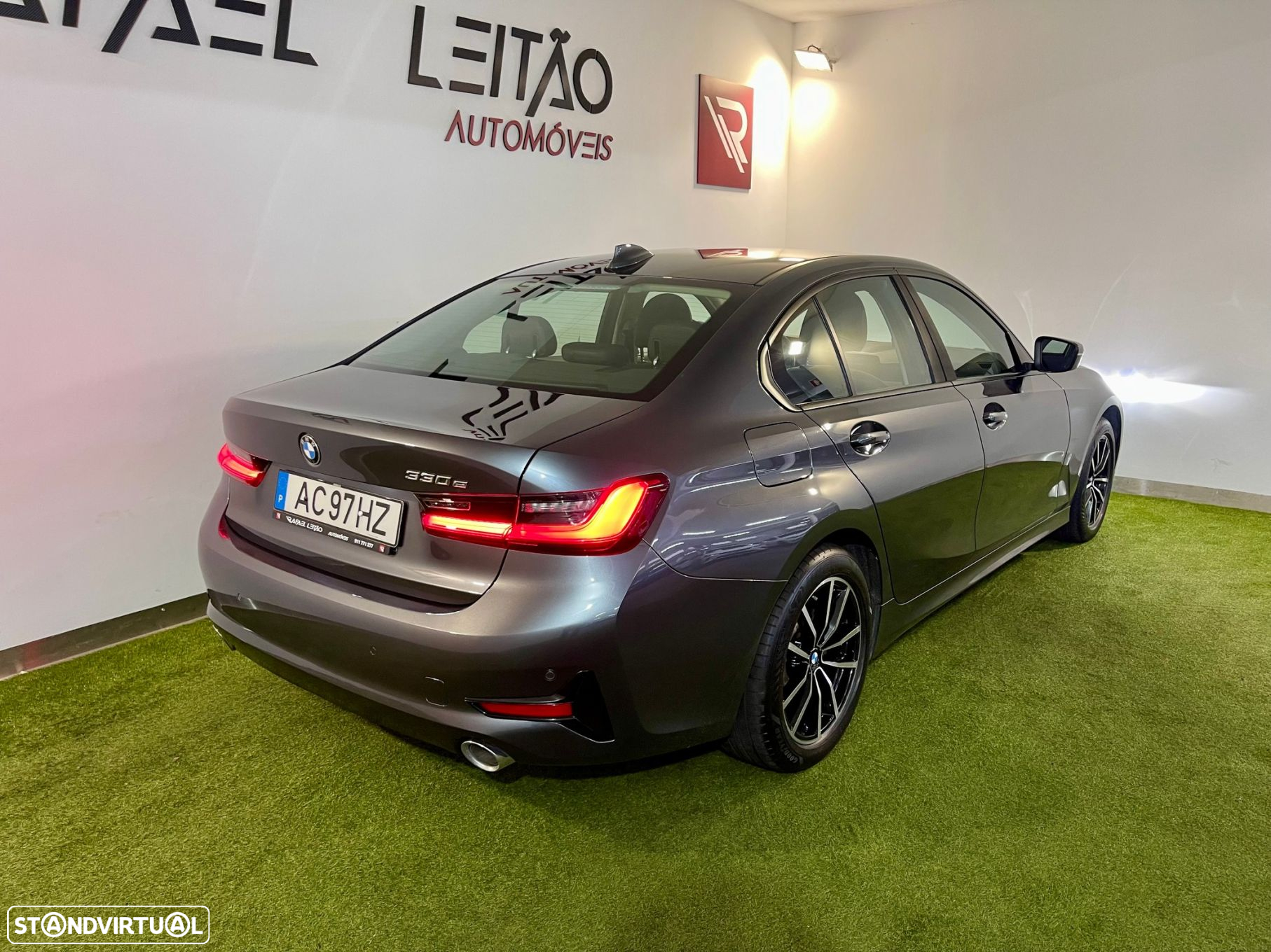BMW 330 e Auto - 6