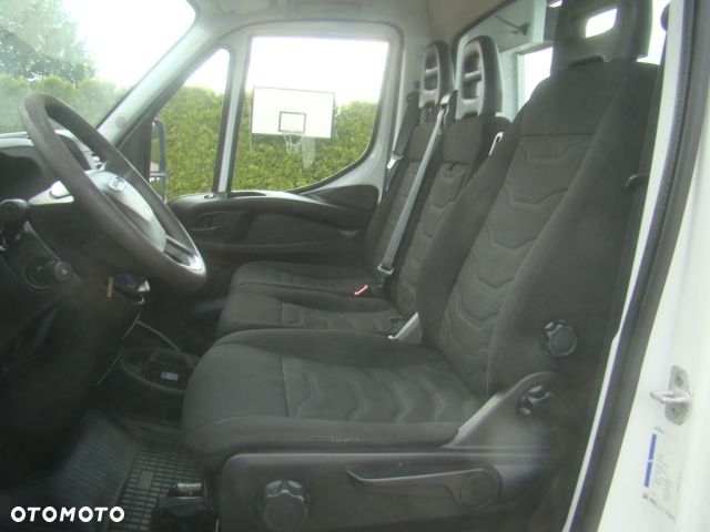 Iveco DAILY 50 C 17 3.0TDI NAJAZD AUTOMAT 3.5T 5.30M PODUSZKI - 16
