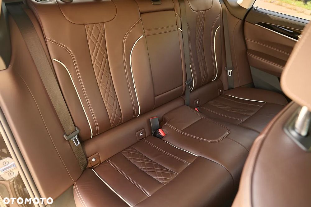 BMW 6GT 620d Gran Turismo Sport Line - 22