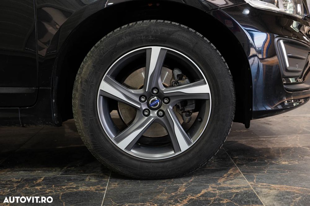 Volvo XC 60 D4 VEA Start-Stop R-Design - 9