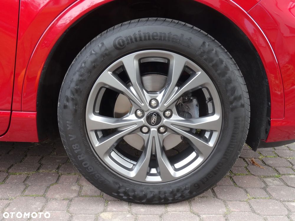 Ford Kuga 1.5 EcoBoost ST-LINE - 40