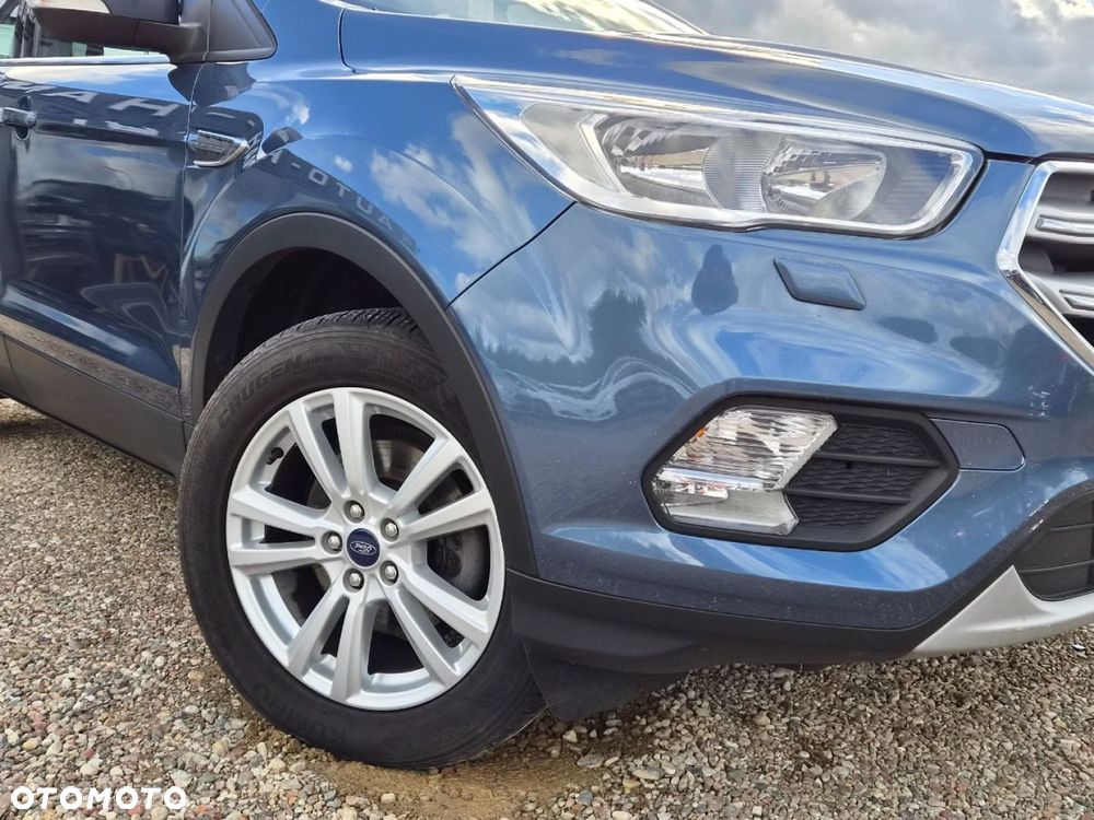 Ford Kuga - 27
