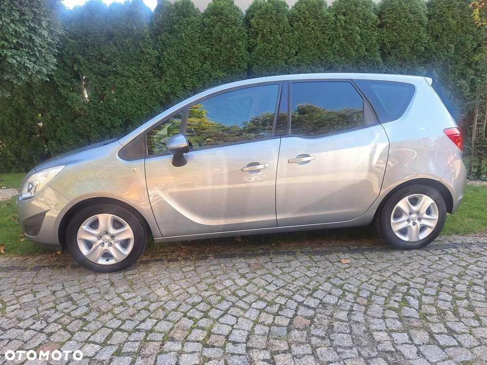 Opel Meriva 2011 photo 5