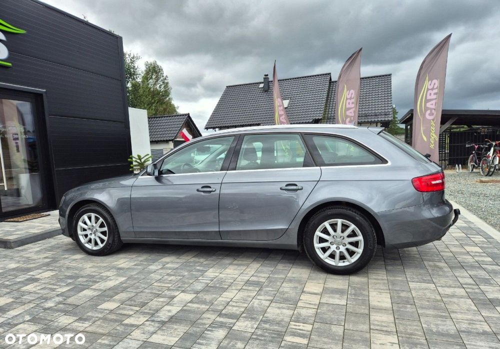 Audi A4 Avant - 31