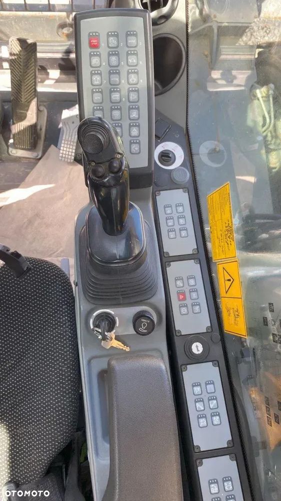 Liebherr A 913 Compact - 21