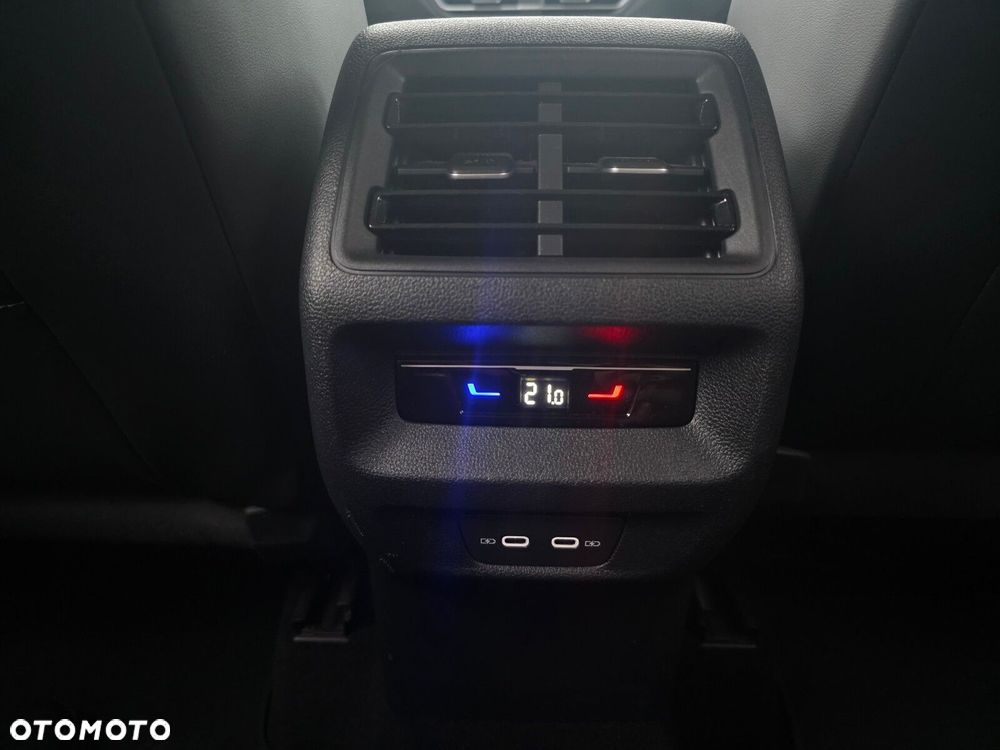 Volkswagen Tiguan 1.5 TSI EVO Elegance DSG - 30