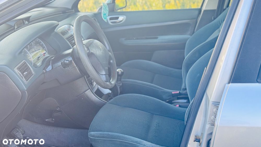 Peugeot 307 2.0 HDi Premium Class - 11