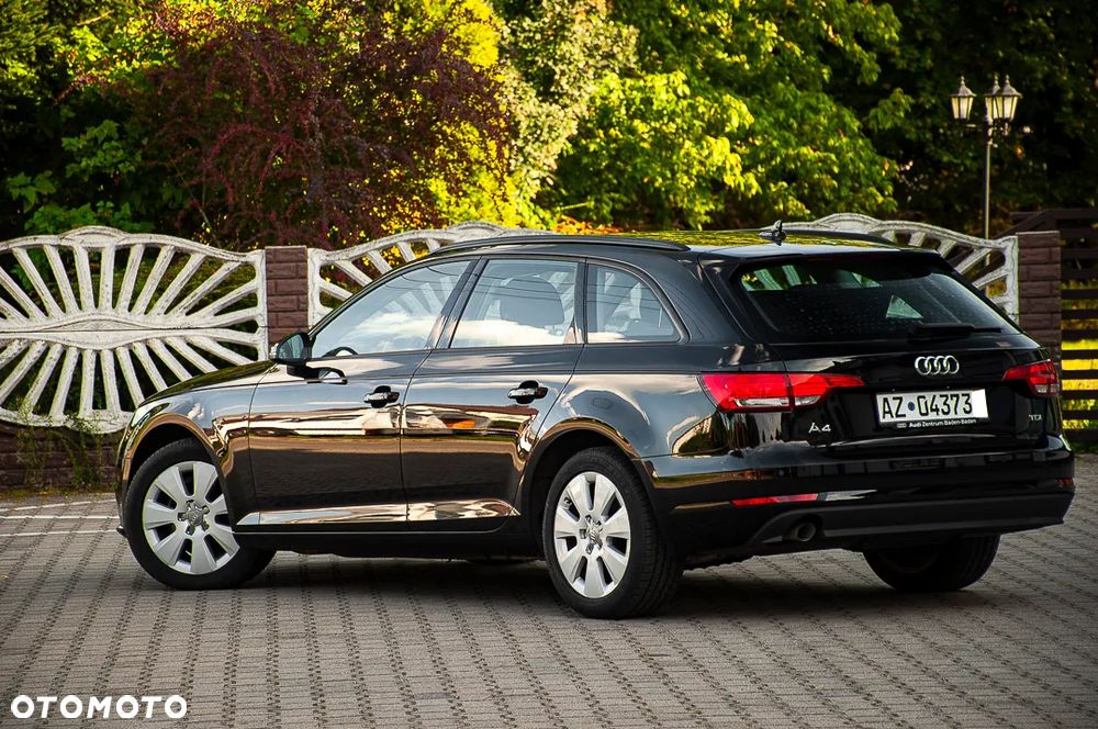 Audi A4 Avant 2.0 TDI - 17
