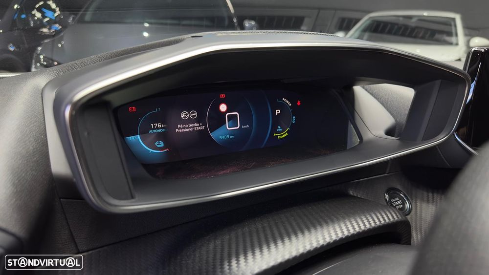 Peugeot e-2008 GT+ - 16