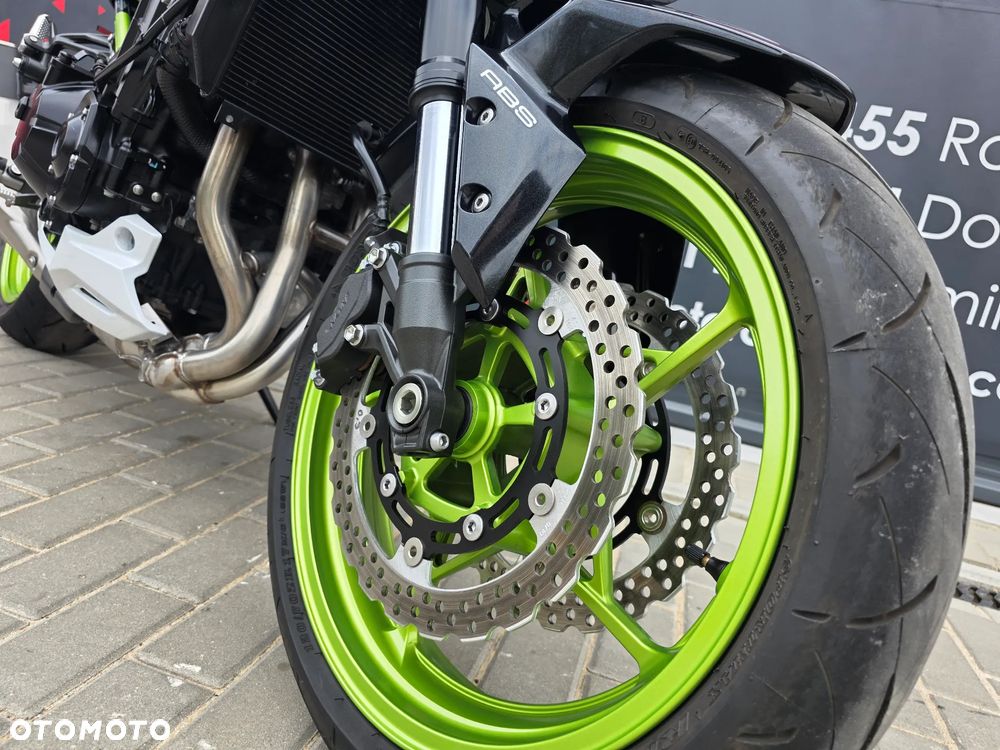 Kawasaki Z 900 - 25