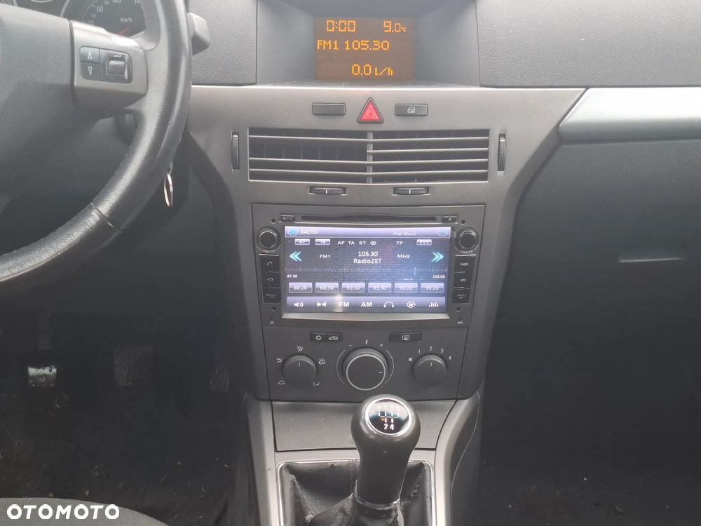 Opel Astra 1.6 NAVI - 4