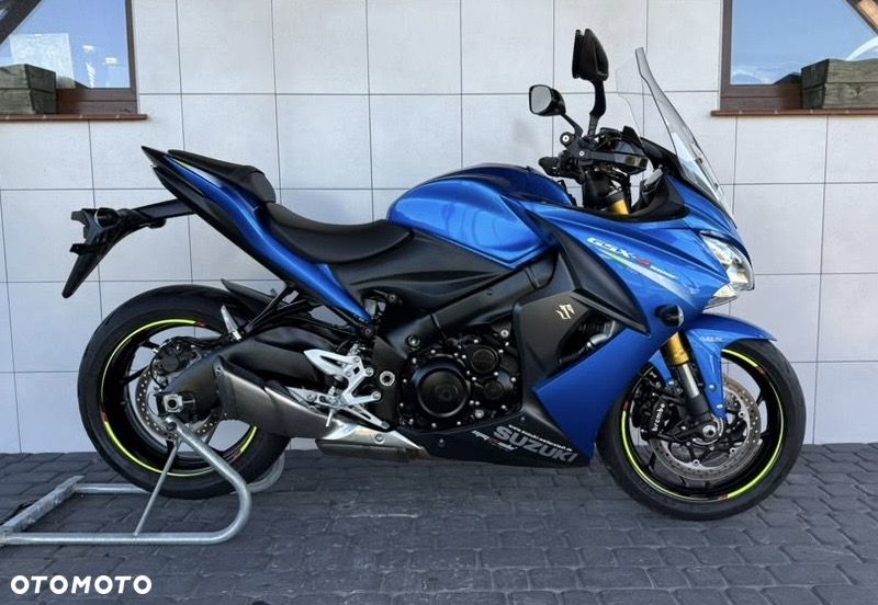 Suzuki GSX