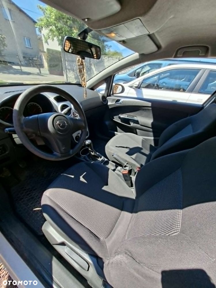 Opel Corsa - 7