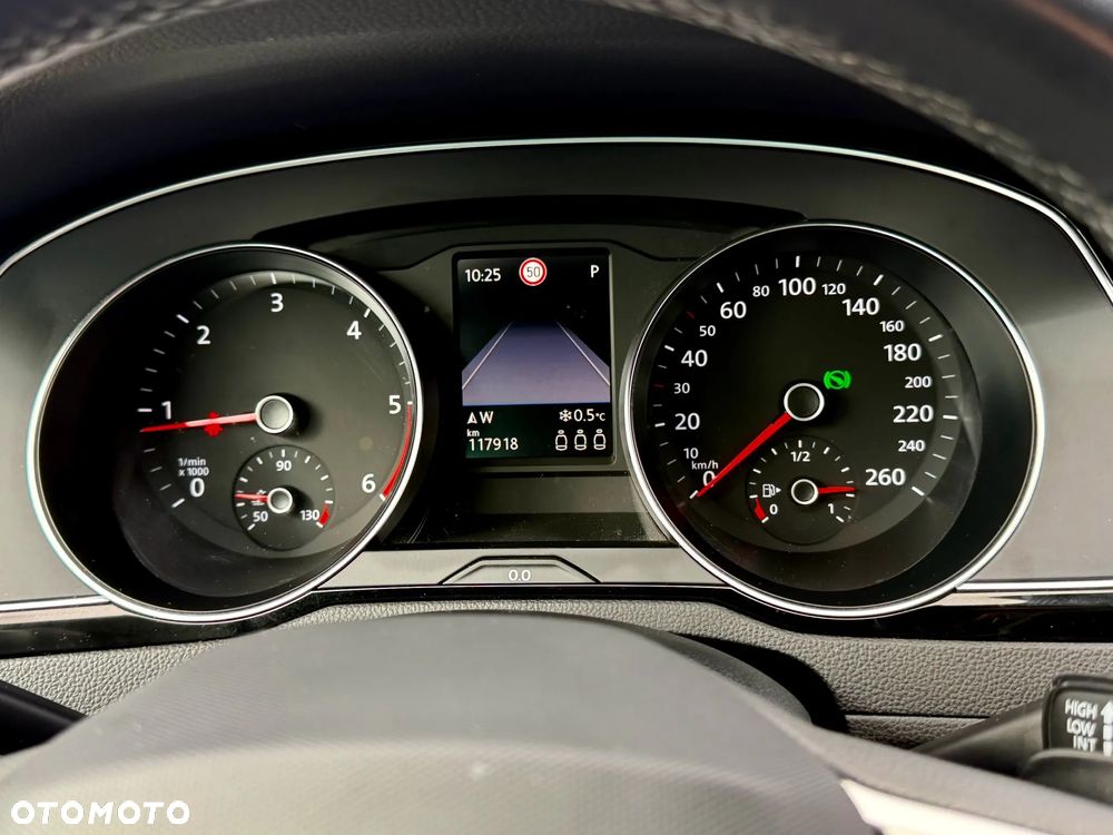 Volkswagen Passat 2.0 TDI EVO Elegance DSG - 18