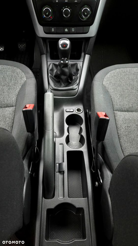 Skoda Yeti Outdoor 2.0 TDI 4x4 Active - 17