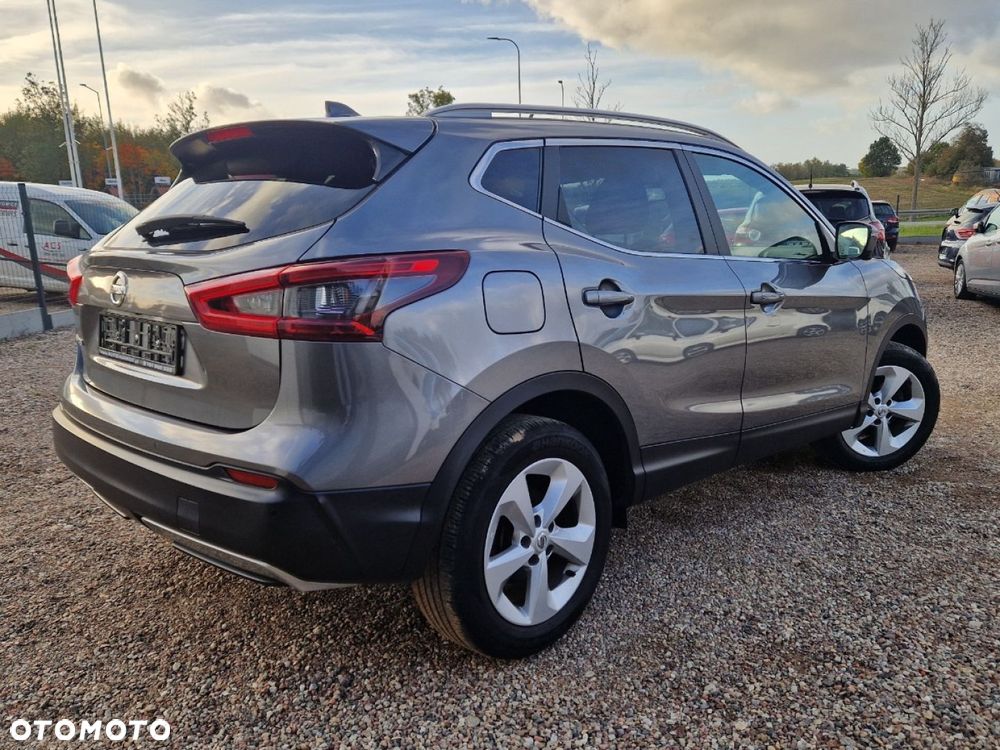 Nissan Qashqai - 2