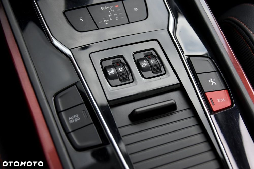 Peugeot 508 2.0 BlueHDi RXH S&S - 32