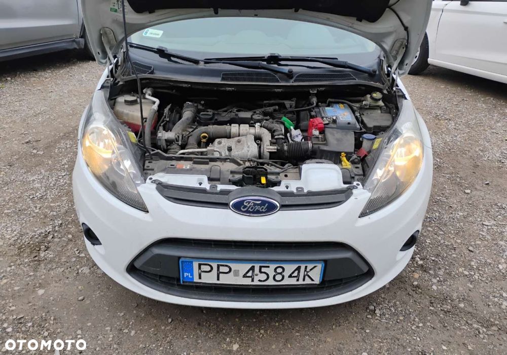 Ford Fiesta - 6