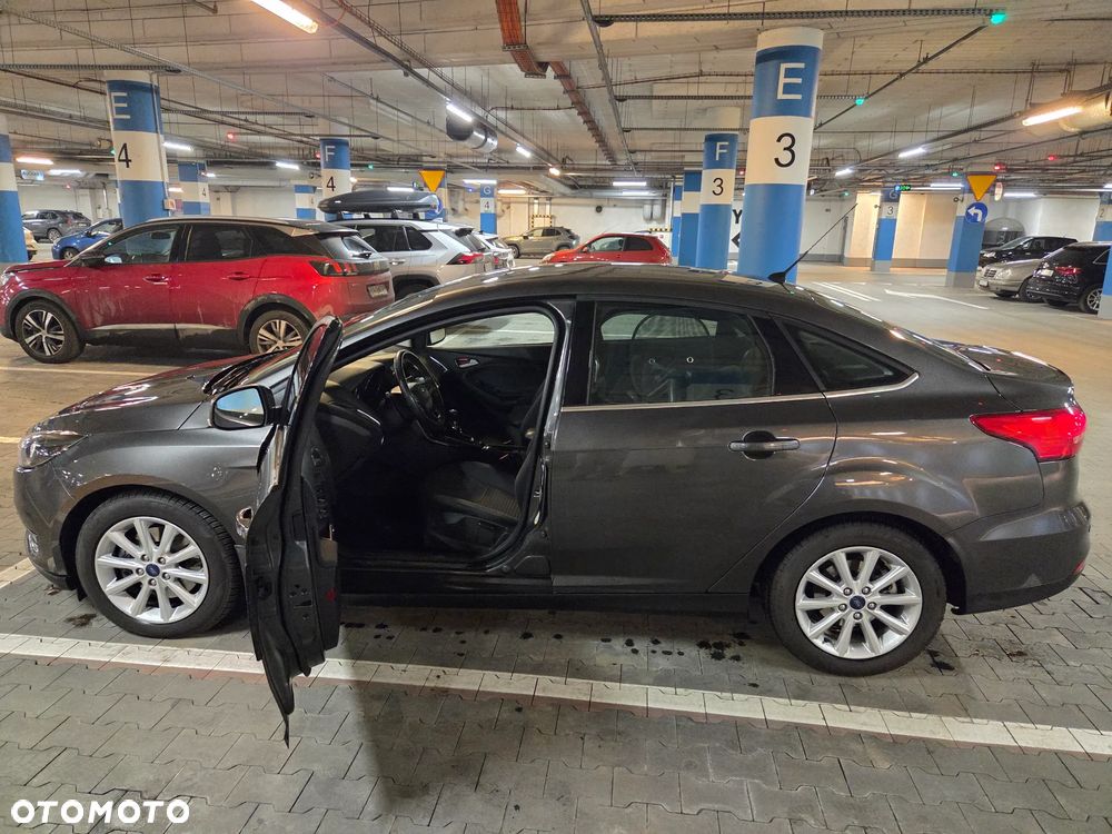 Ford Focus 1.5 EcoBoost Start-Stopp-System Titanium - 11