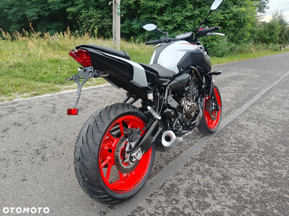Yamaha MT - 16