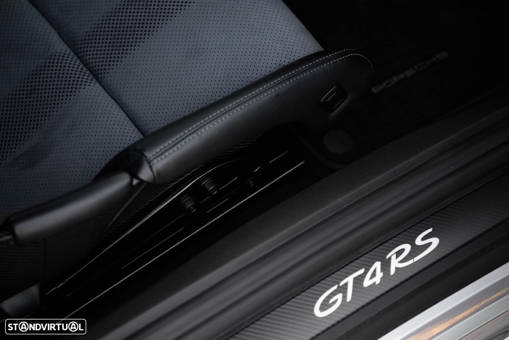 Porsche 718 Cayman GT4 RS - 48