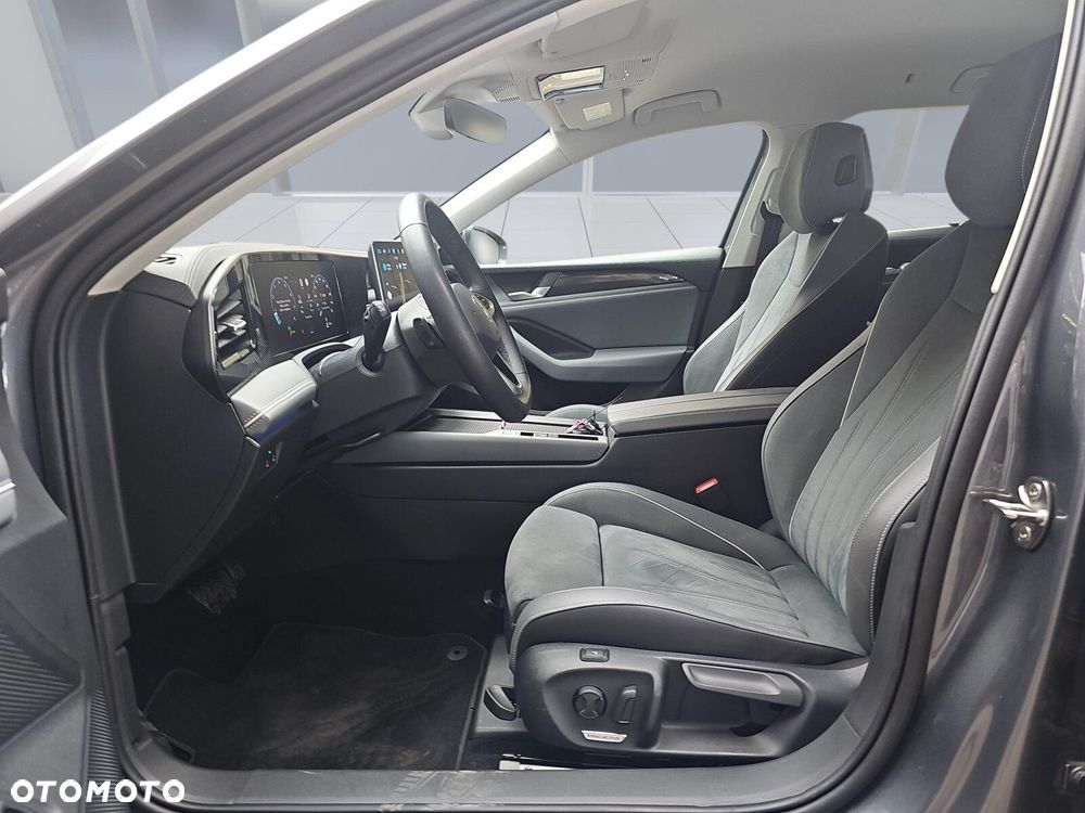 Volkswagen Passat - 9