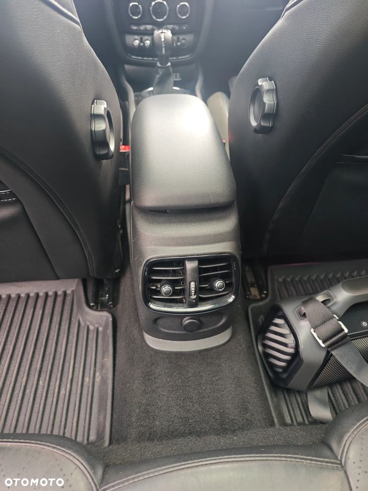 MINI Clubman One D Blackyard - 20