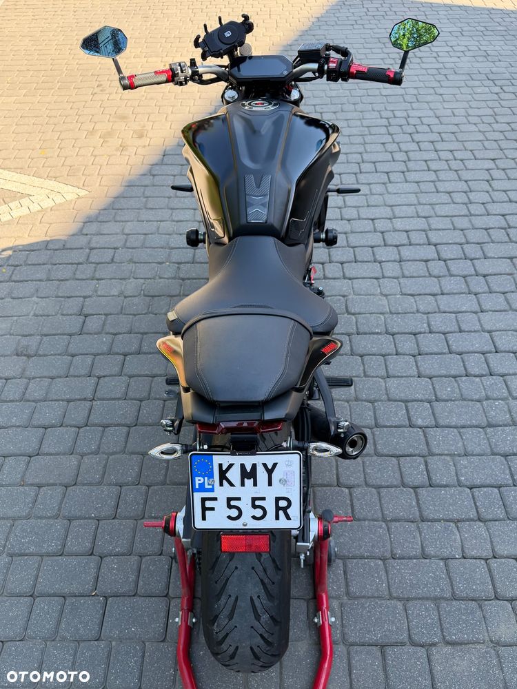 Yamaha MT - 6
