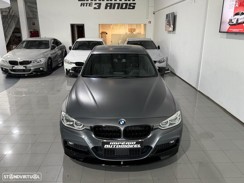 BMW 330 e iPerformance Pack M - 2