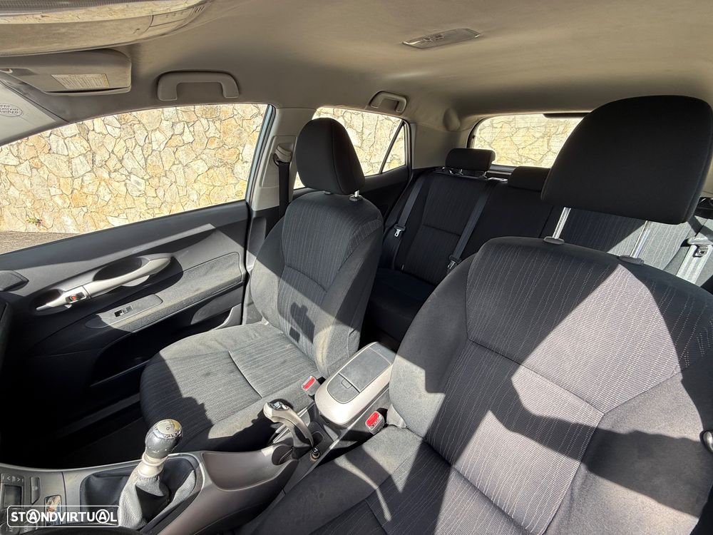 Toyota Auris 1.4 D-4D Sol DPF - 20