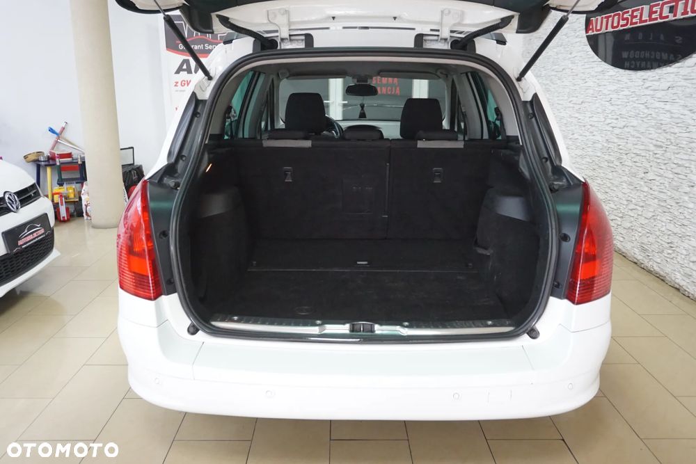 Peugeot 308 - 21