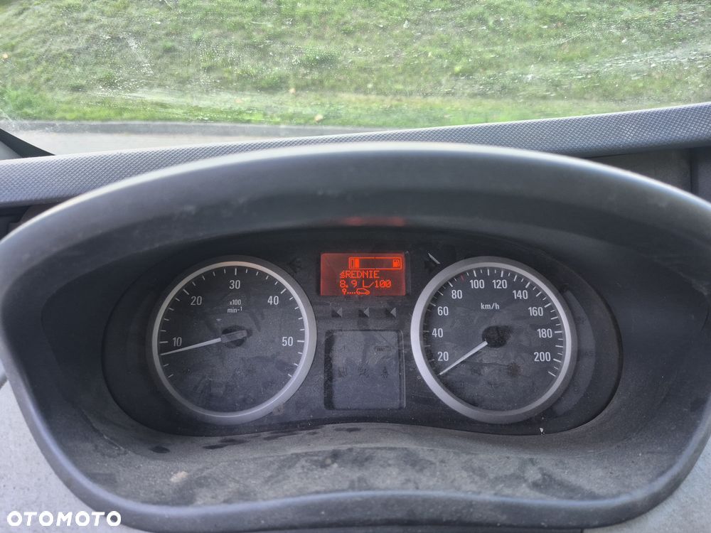 Opel Vivaro - 6