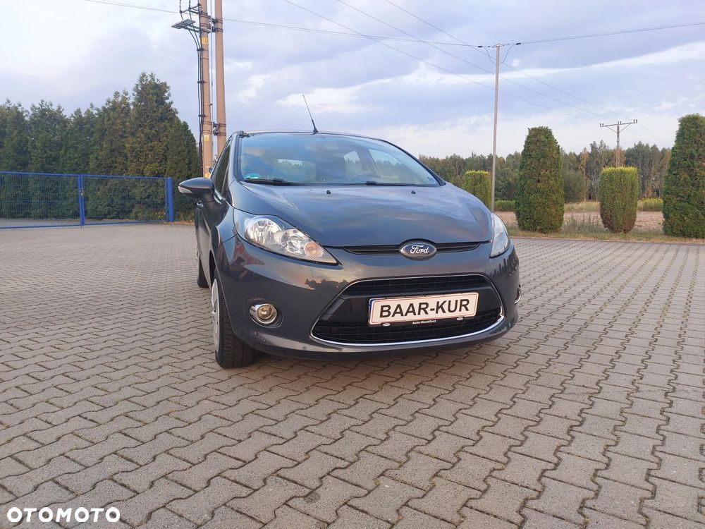Ford Fiesta - 9