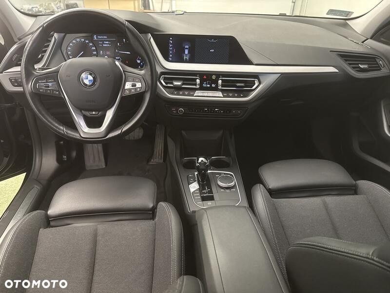 BMW Seria 1 118i - 20