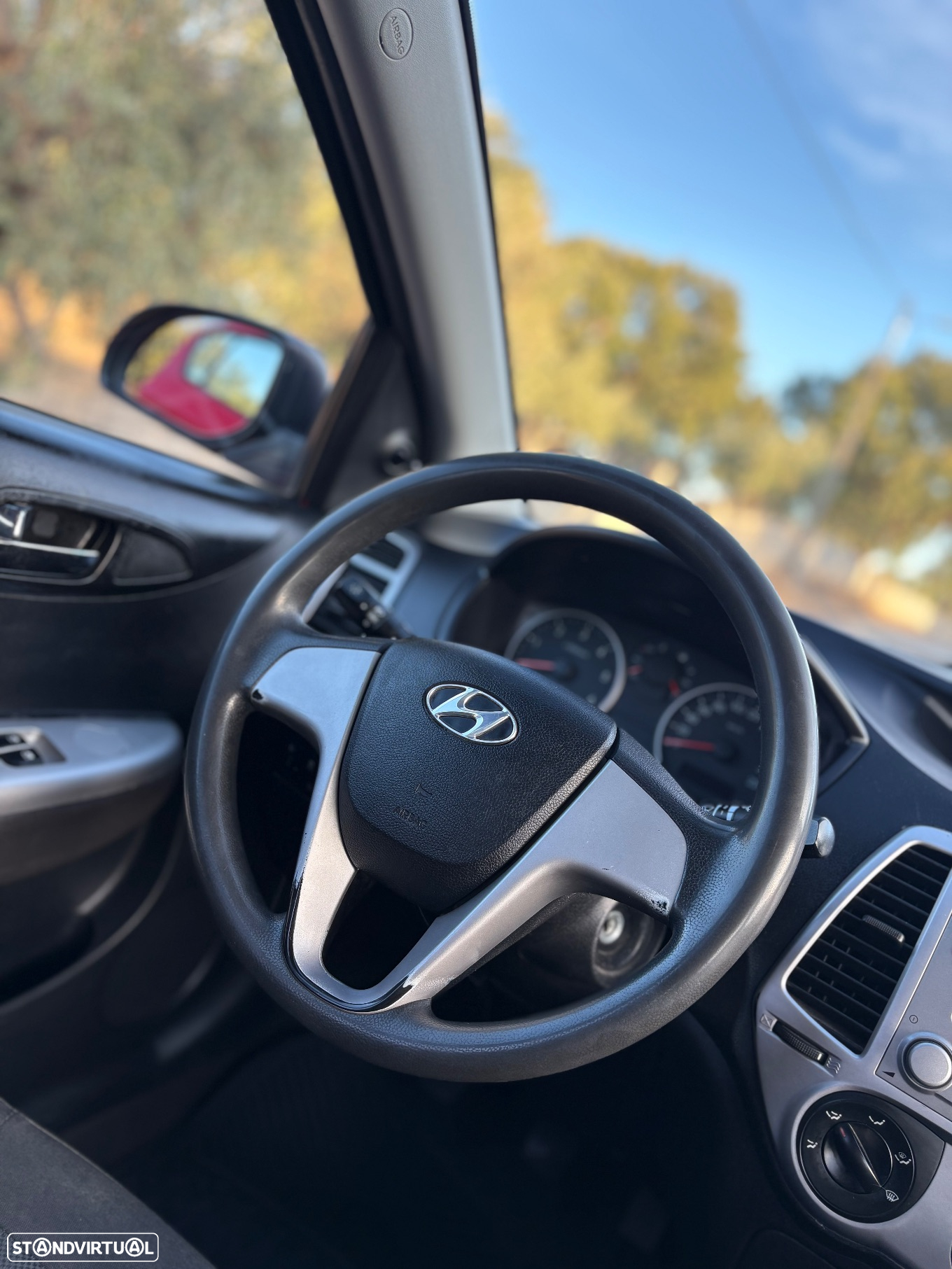 Hyundai i20 1.4 CRDI Comfort ESP - 9