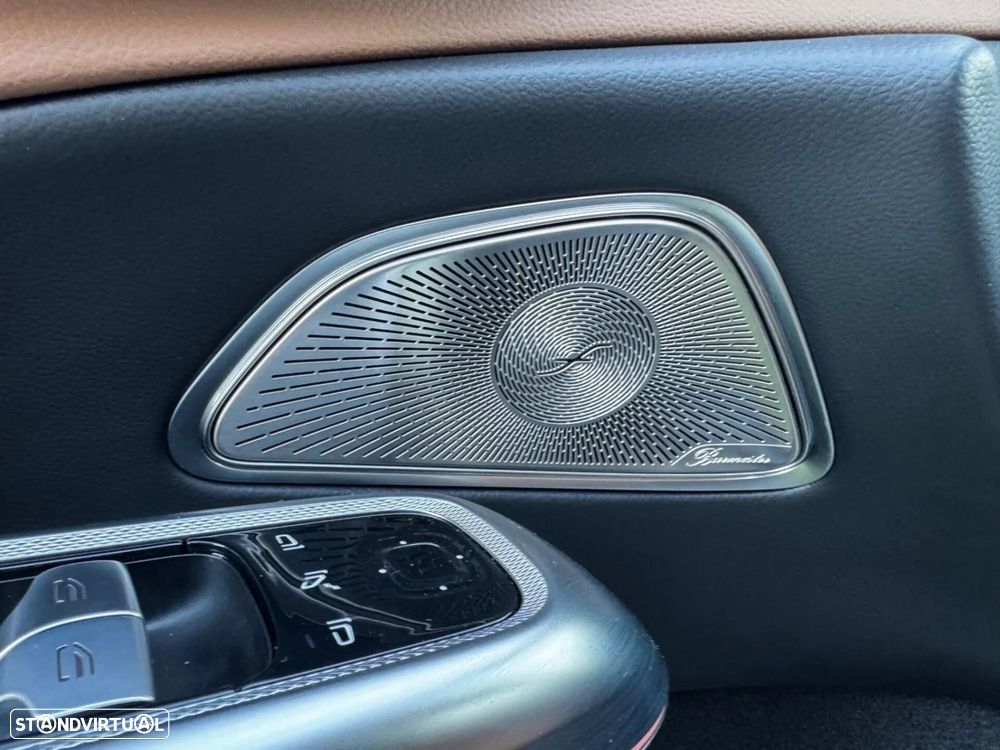 Mercedes-Benz E 300 - 10
