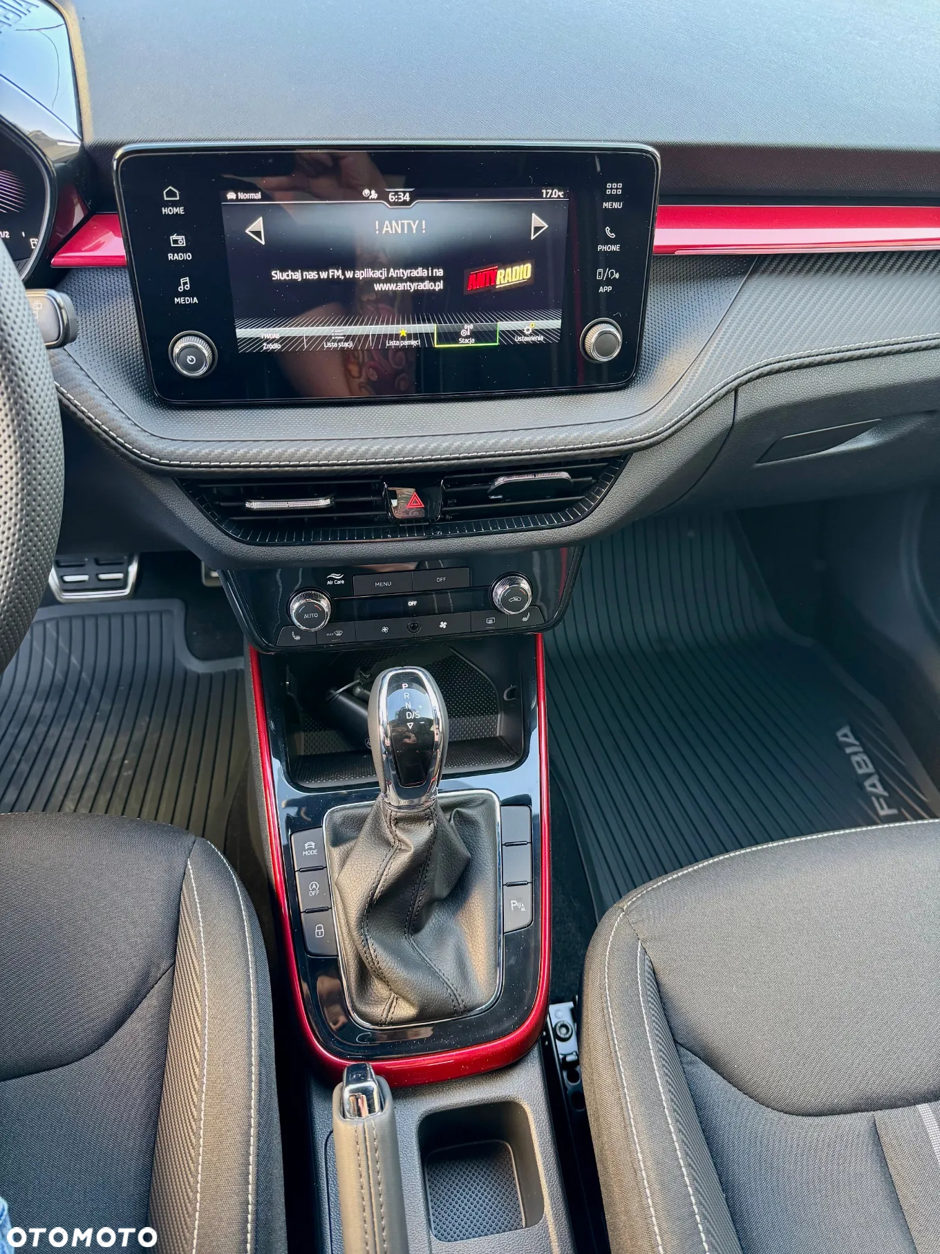 Skoda Fabia 1.5 TSI Monte Carlo DSG - 11