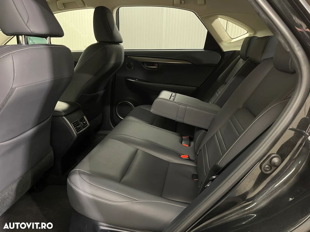 Lexus Seria NX 300h AWD Executive Plus - 11