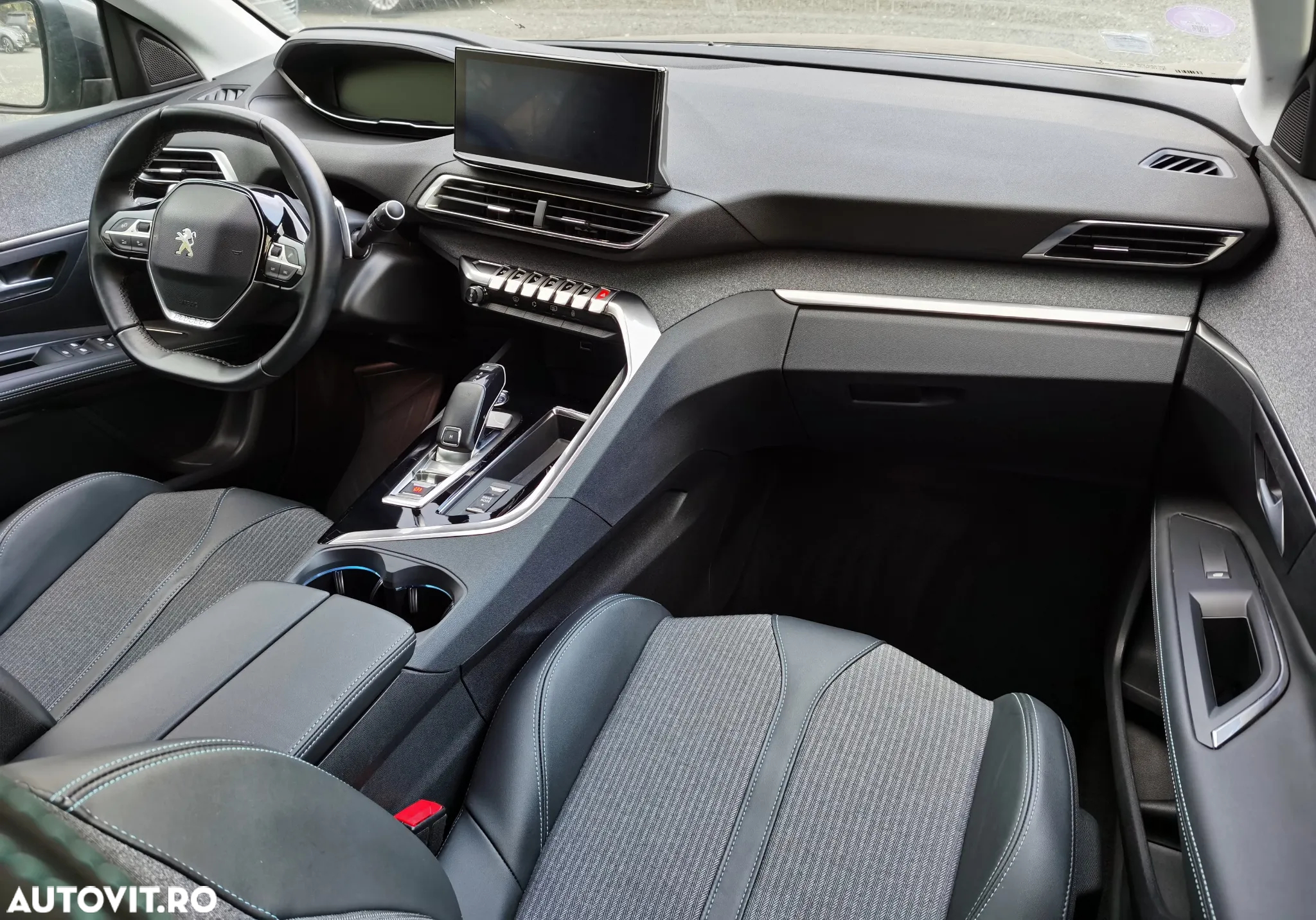 Peugeot 3008 PureTech 130 Stop & Start GPF EAT8 Allure - 26