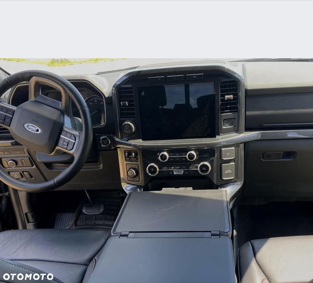 Ford F150 - 8