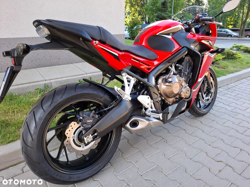 Honda CBR - 24